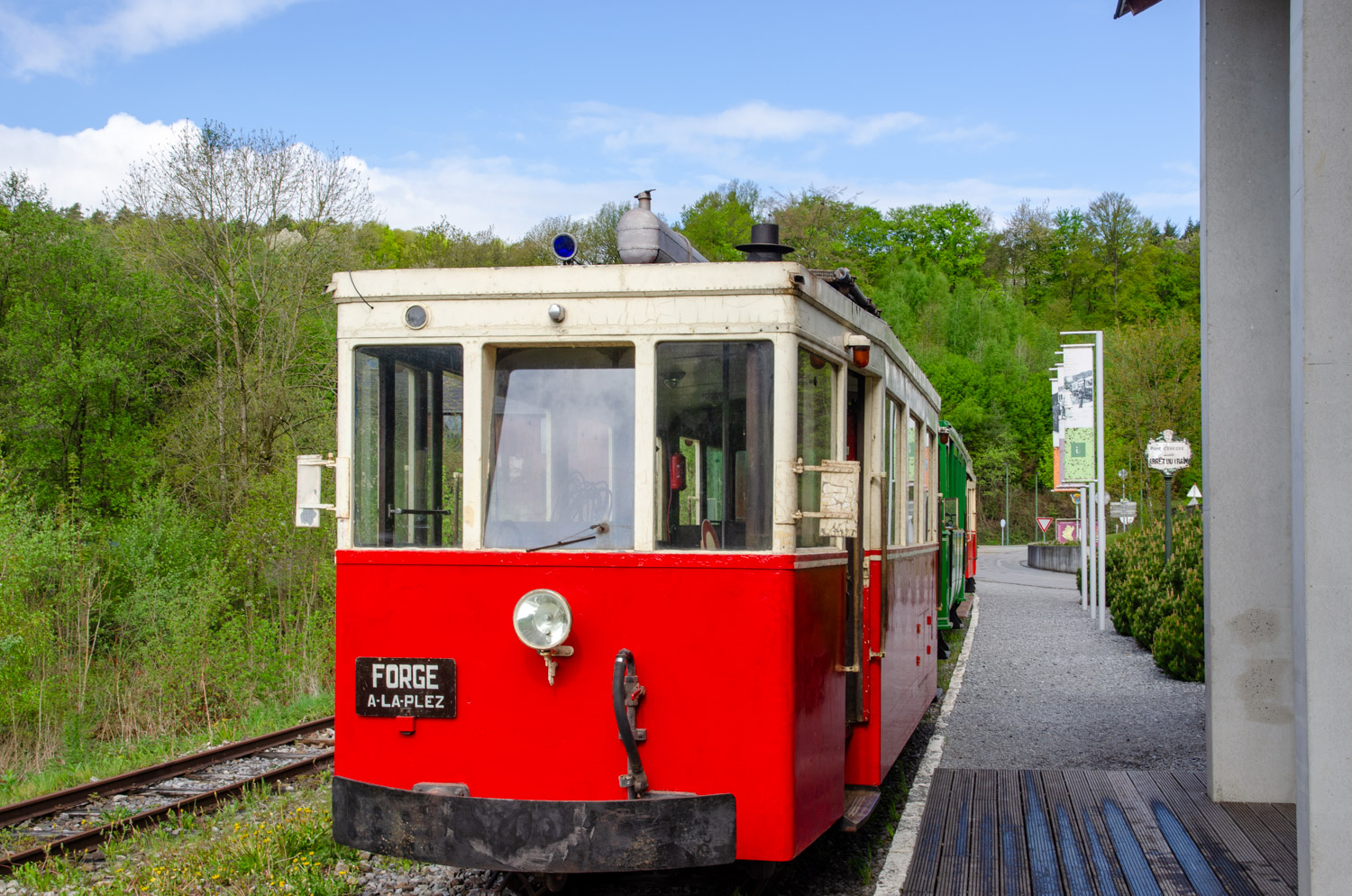 Historische tram in Érezée - alles over de Ardennen