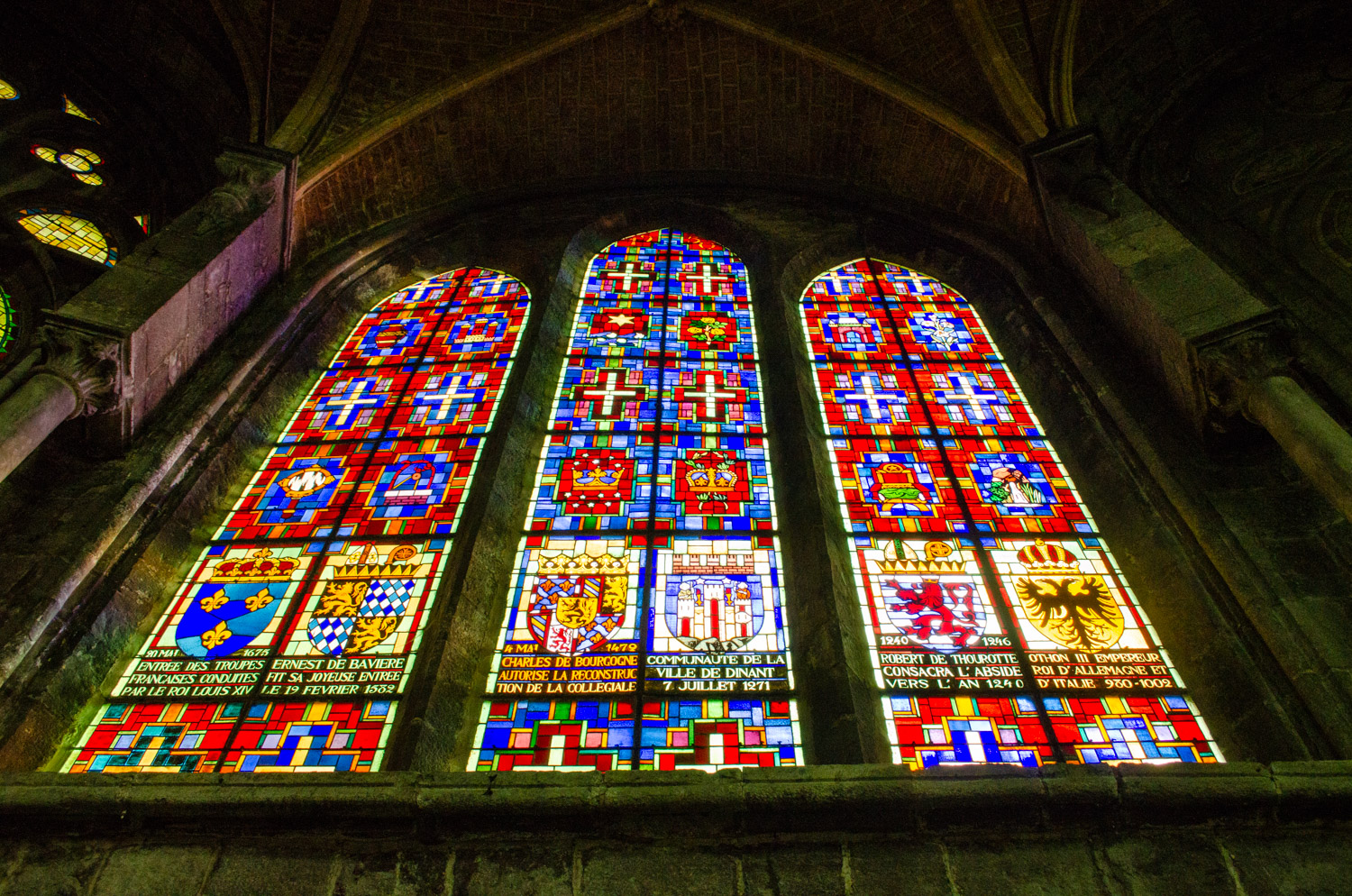 Collegiale kerk Onze-Lieve-Vrouw van Dinant - alles over de Ardennen