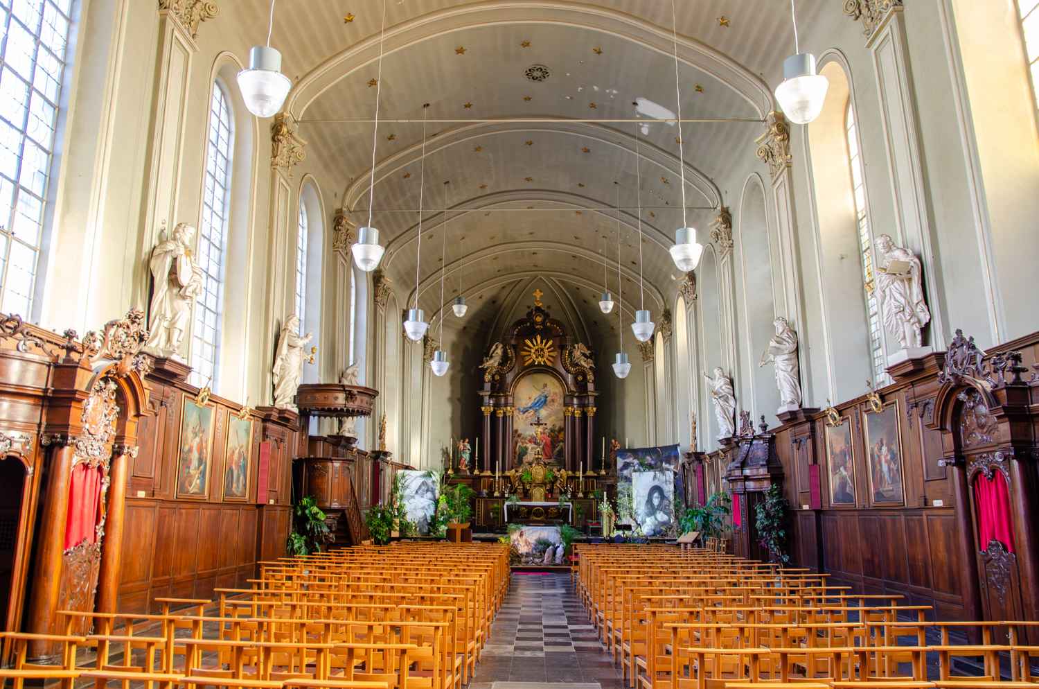 Onze-Lieve-Vrouw-van-de-Recollectenkerk - alles over de Ardennen