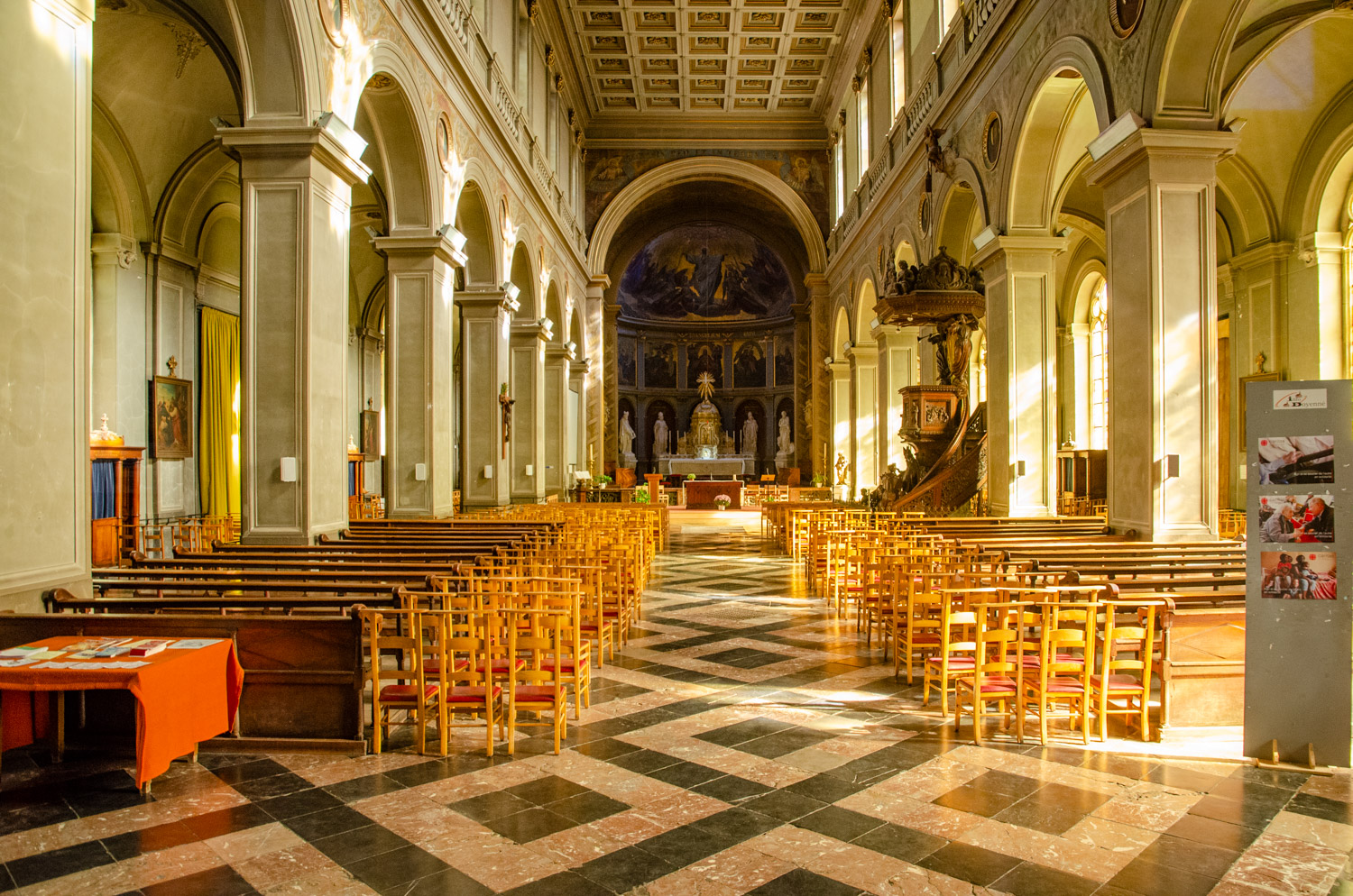 Sint-Remacluskerk - alles over de Ardennen