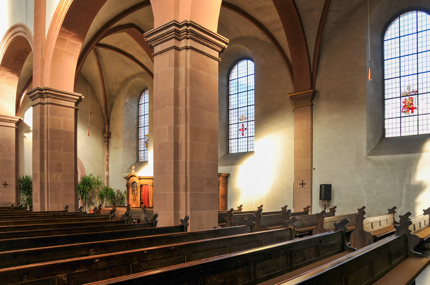 De Sint-Salvatorbasiliek in Prüm - alles over de Ardennen